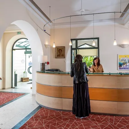 Excelsior Hotell