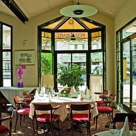 Excelsior Hotell